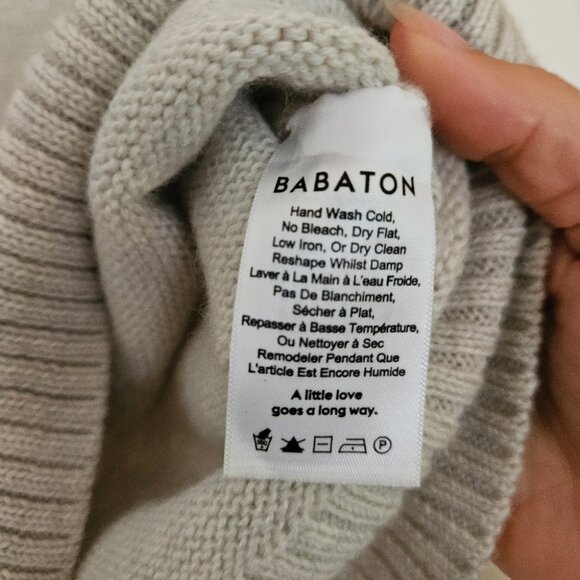 Aritzia Babaton XS Titus Cropped Turtleneck Sweater Light Grey White Merino Wool - Picture 8 of 10